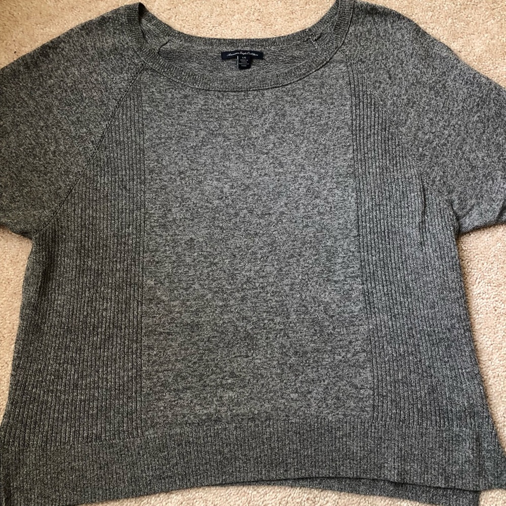 American Eagle Gray Elbow Length Sweater
